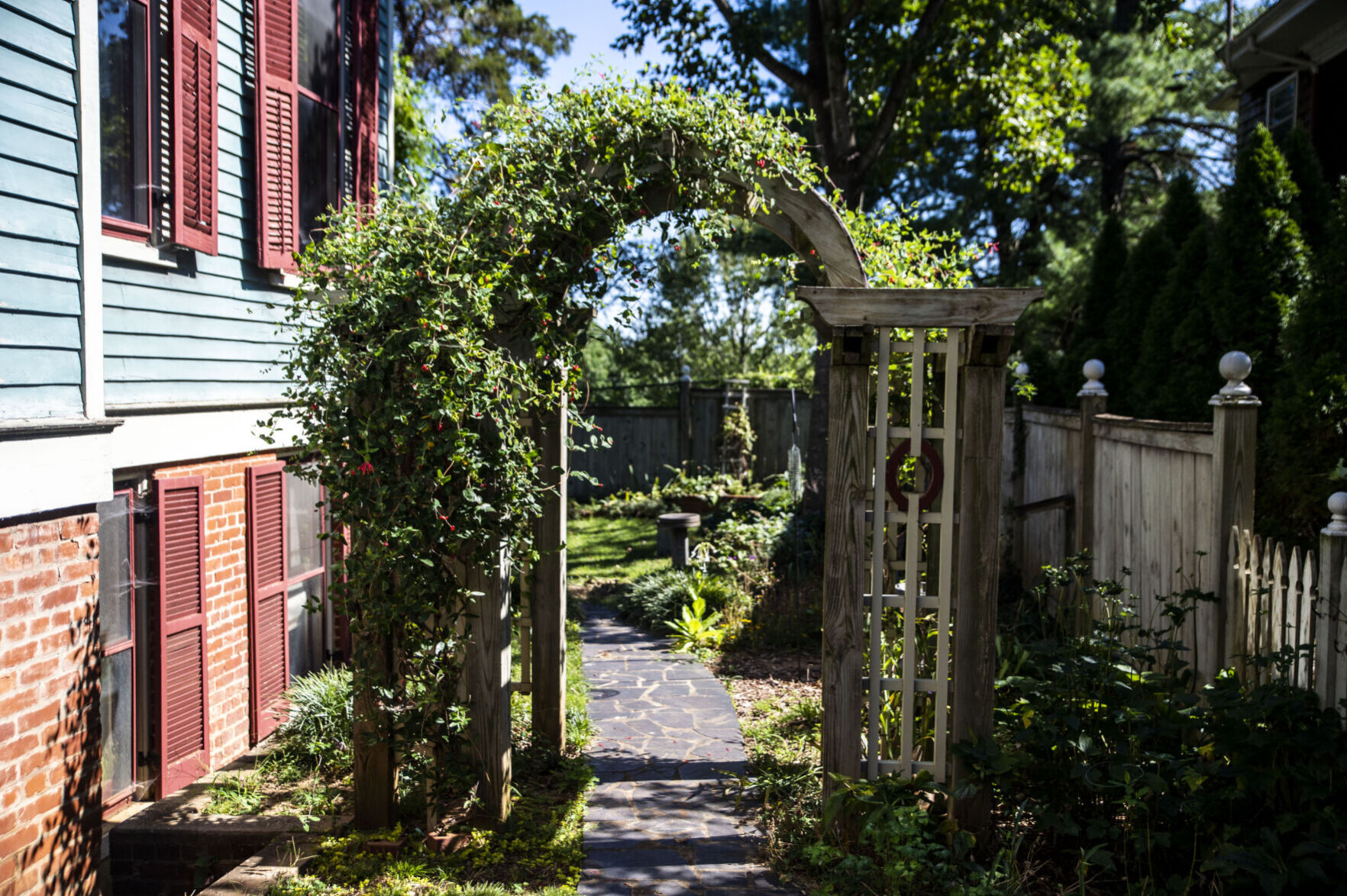400 Madison St